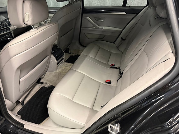 BMW 525d 6 of 10