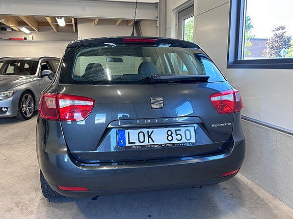 Seat Ibiza 4 of 5