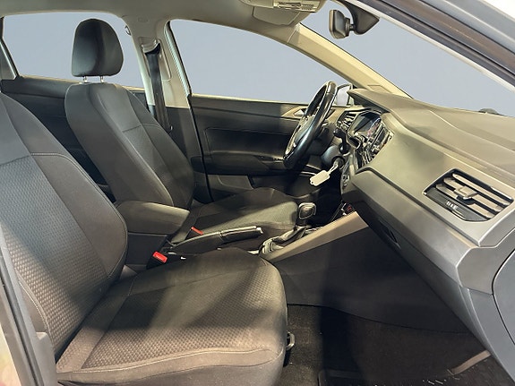 Volkswagen Polo 9 of 19