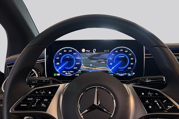 Mercedes-Benz EQE350 10 of 16