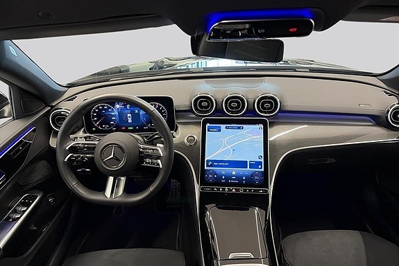 Mercedes-Benz C300 d 7 of 16