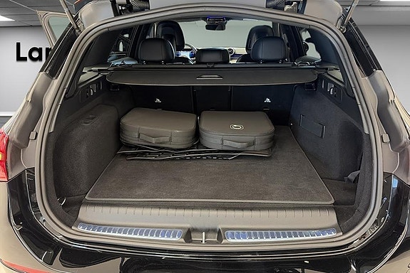 Mercedes-Benz C300 d 14 of 16