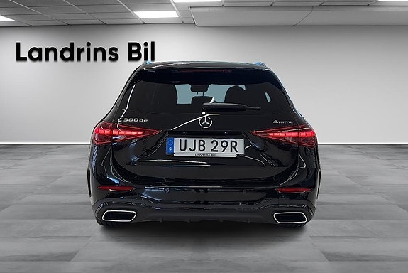 Mercedes-Benz C300 d 5 of 5