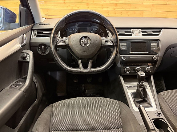 Skoda Octavia 10 of 24