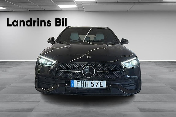 Mercedes-Benz C300 d 2 of 5