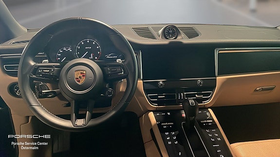 Porsche Macan GTS 13 of 14