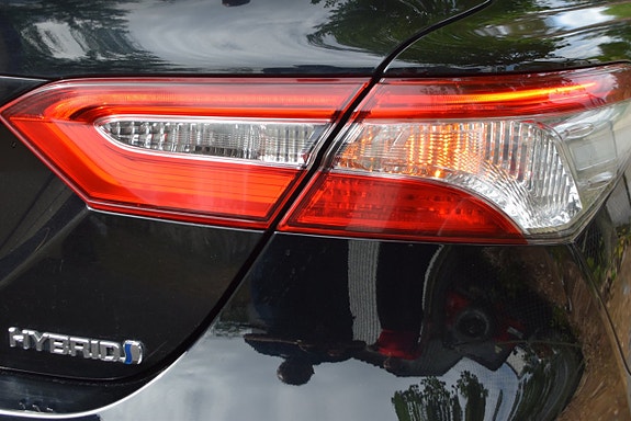 Toyota Camry 17 of 18