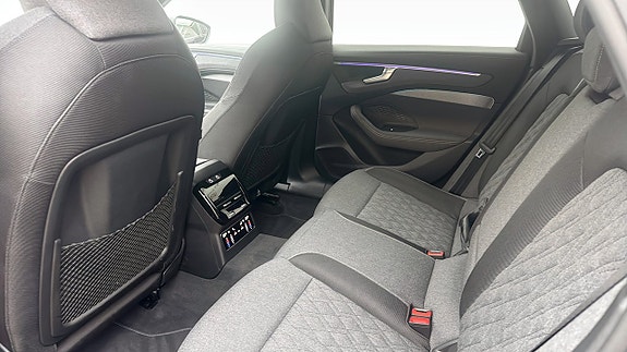 Audi A6 12 of 23