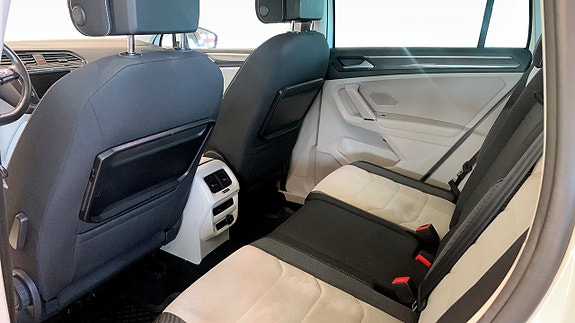 Volkswagen Tiguan 11 of 15