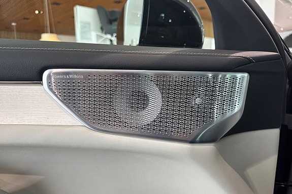 Volvo ES90 22 of 22