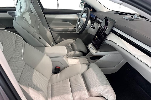Volvo ES90 9 of 22