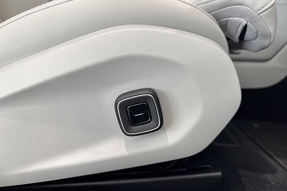 Volvo ES90 20 of 22