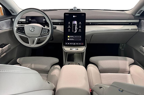 Volvo ES90 10 of 22