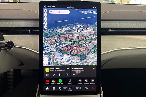 Volvo ES90 13 of 22