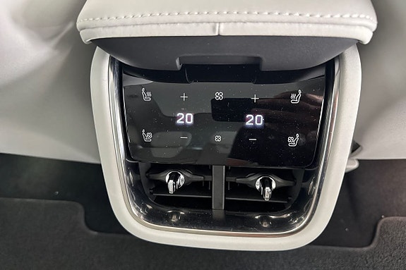 Volvo ES90 18 of 22