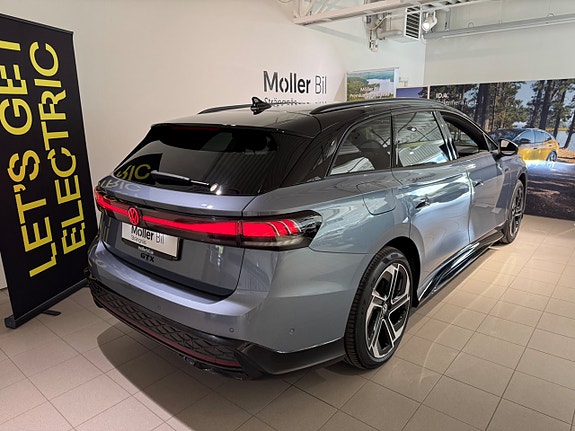 Volkswagen ID.7 3 of 5