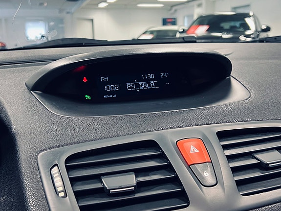 Renault Megane 15 of 18