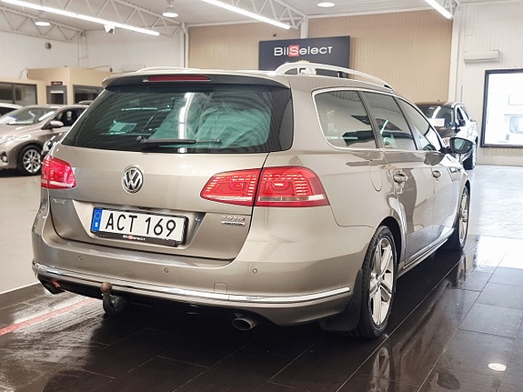 Volkswagen Passat 18 of 26