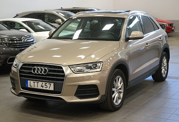 Audi Q3 2 of 20