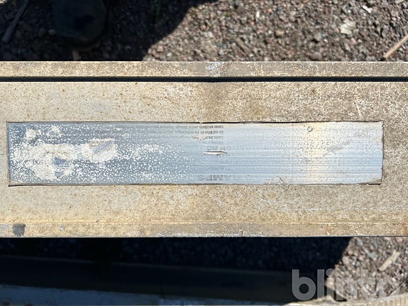 Product image 9 of 17