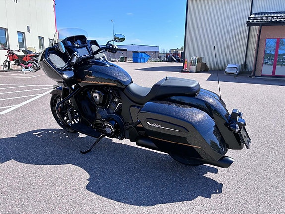 Indian Challenger Dark Horse 5 of 8