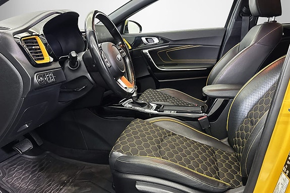 Kia XCeed 4 of 16
