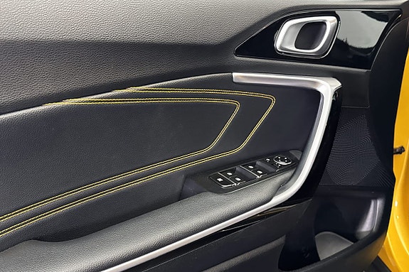 Kia XCeed 14 of 16