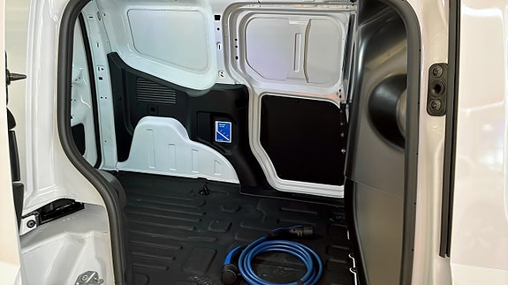 Ford E-Courier 5 of 5