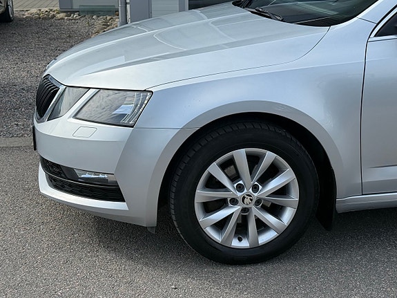Skoda Octavia 4 of 5