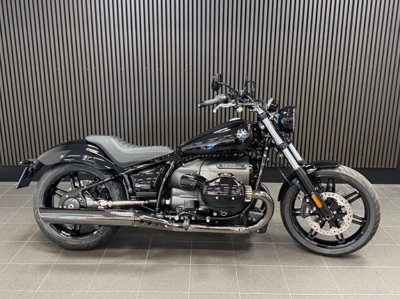 BMW R18 2 of 5