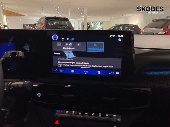 Renault Clio 13 of 17