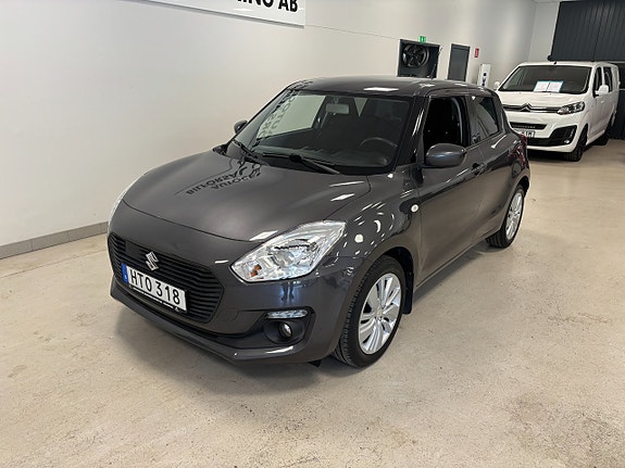 Suzuki Swift 2 of 5