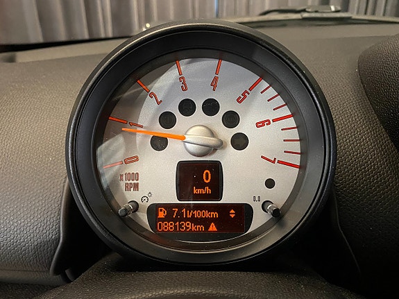 MINI Countryman Cooper D 11 of 30