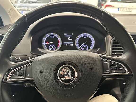 Skoda Karoq 14 of 19