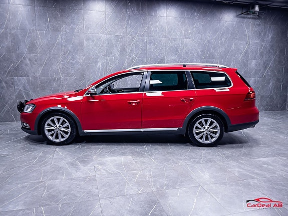 Volkswagen Passat Alltrack 4 of 5