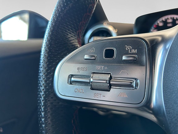 Mercedes-Benz A250 e 13 of 13