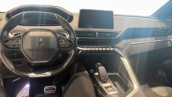 Peugeot 5008 4 of 5
