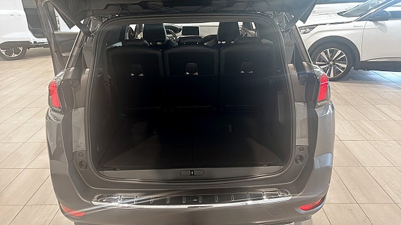 Peugeot 5008 13 of 13