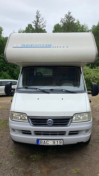 Fiat Adriatik 571 DH 3 of 12
