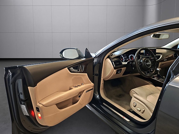 Audi A7 13 of 30