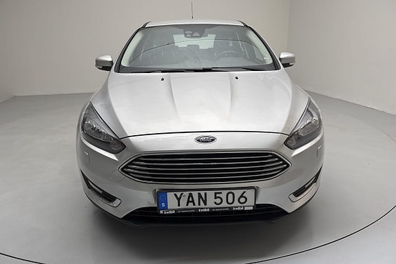 Ford Focus 6 of 8