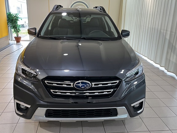 Subaru Outback 2 of 18