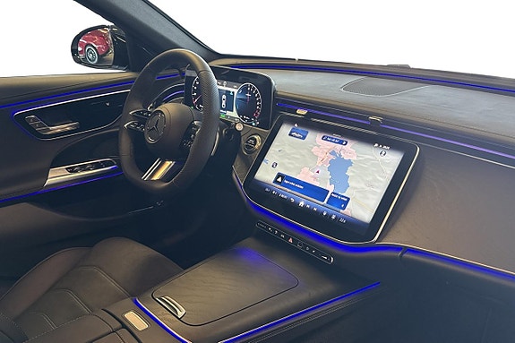 Mercedes-Benz E300 11 of 20