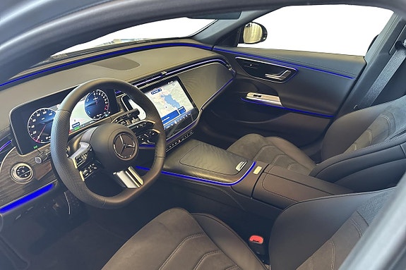 Mercedes-Benz E300 9 of 20