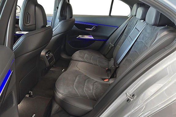 Mercedes-Benz E300 13 of 20