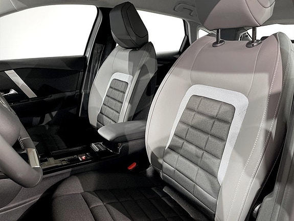 Citroen C4 11 of 15