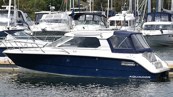Aquador 22 HT -2002. Volvo Penta 4,3 GXI. Bogpropeller!