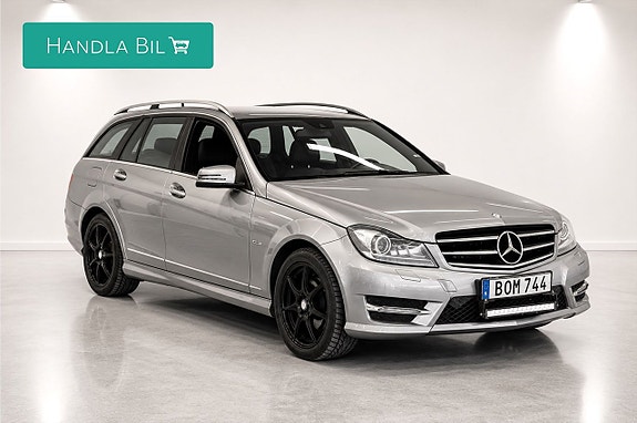 Mercedes-Benz C220 2 of 5