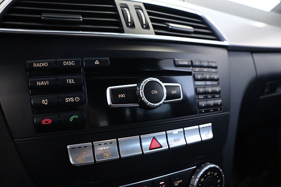 Mercedes-Benz C220 15 of 20
