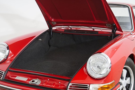 Porsche 911 20 of 30